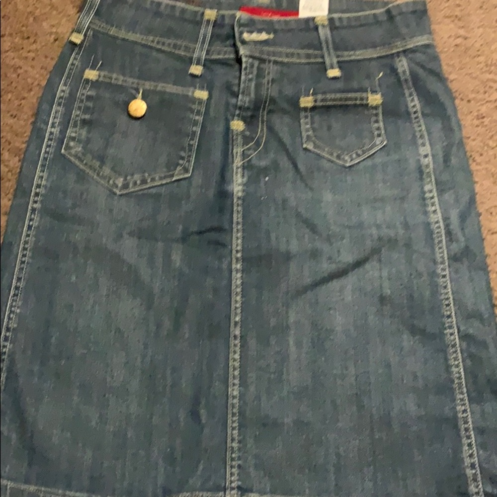 Long Denim Levi skirt size 8 w 29